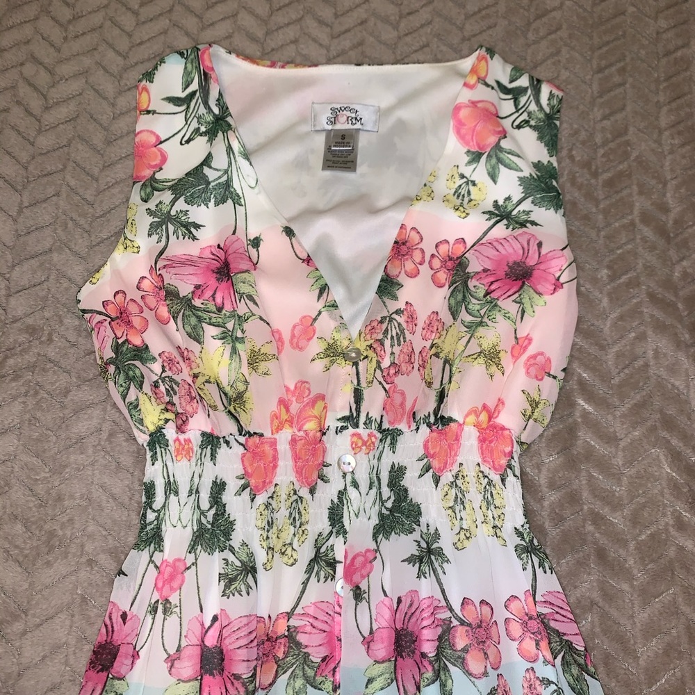 Women’s Floral Maxi Dress with Slit